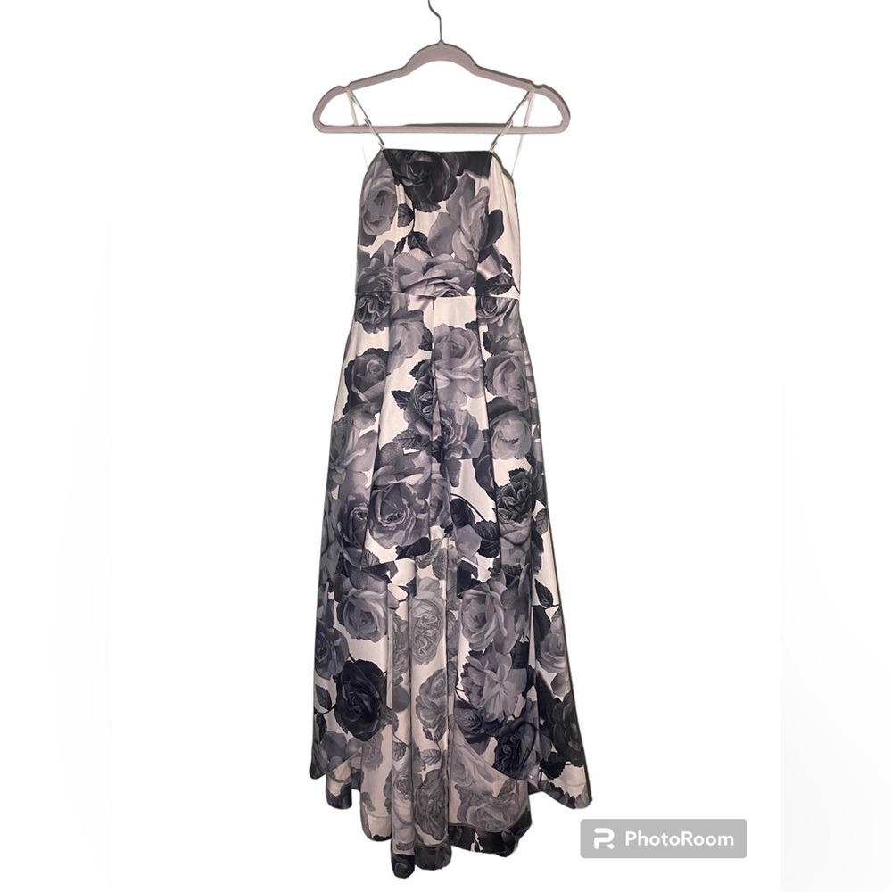Speechless Black & White Floral Dress